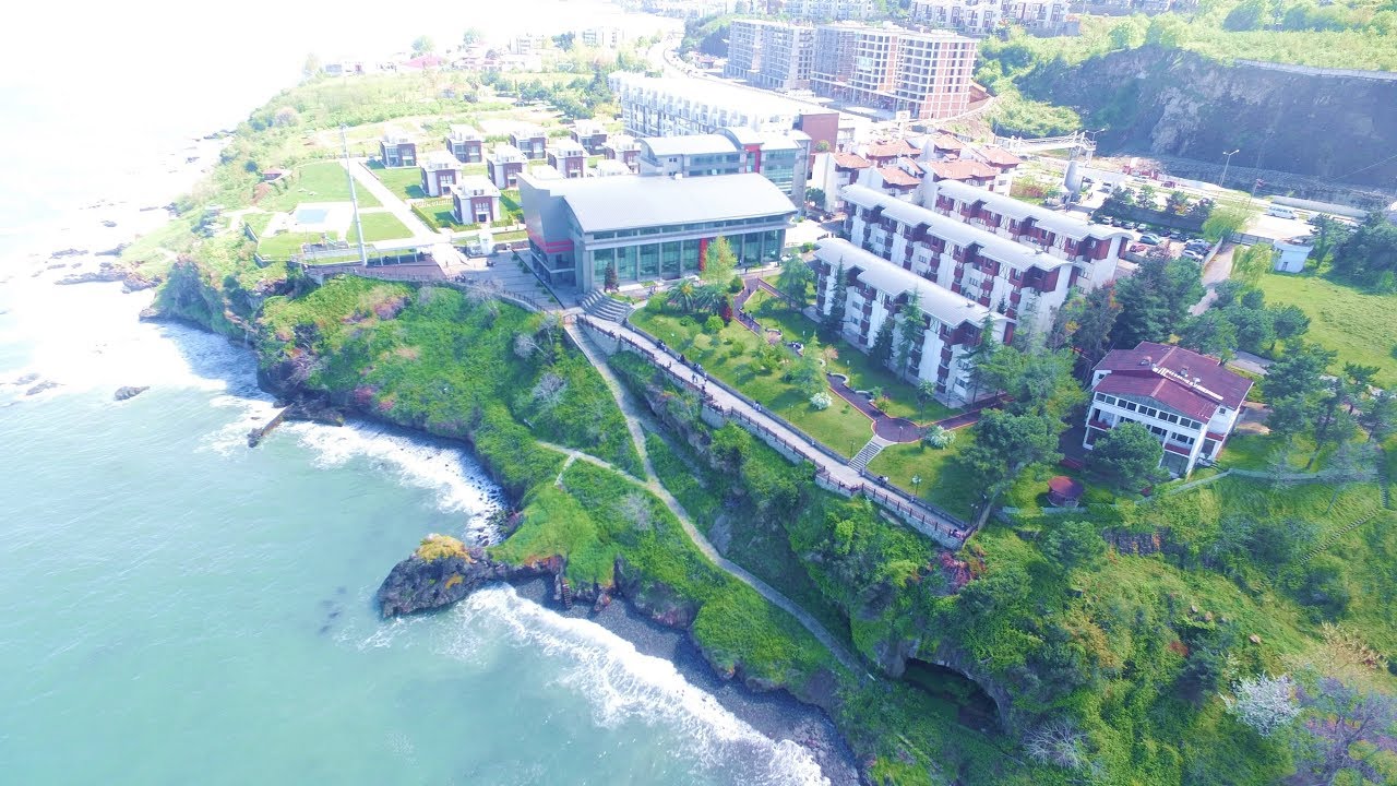 Avrasya University campus